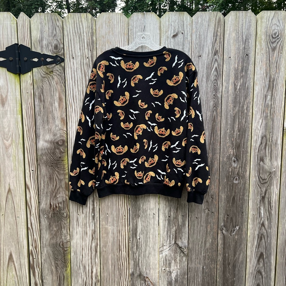 DISNEY Stitch Halloween Black Sweatshirt Bats Pumpkin Pattern Women’s Large - Picture 7 of 8